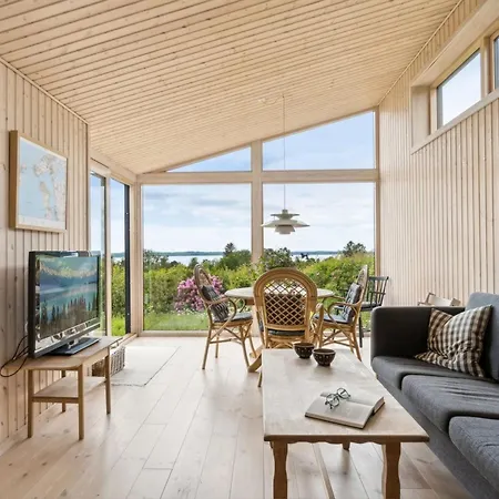 Skamhals - 440m To The Fjord By Interhome * Frederiksværk